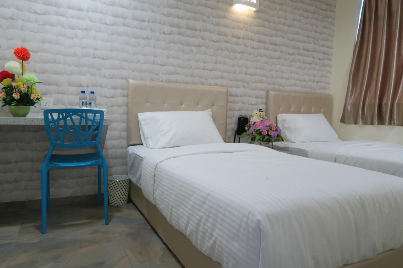 888 Boutique Hotel Batu Pahat Dış mekan fotoğraf